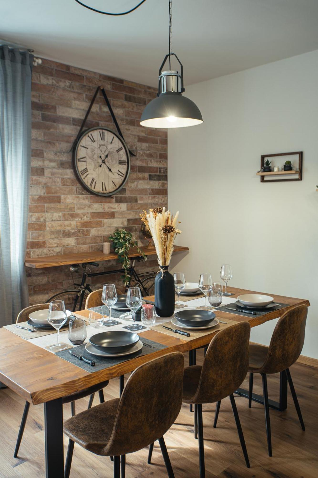 The Brick 194, 7 Posti Letto, Parcheggio E Posto Bici Apartment Удине Екстериор снимка